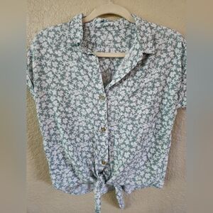 Wonder Nation Green Floral Button-Down Shirt